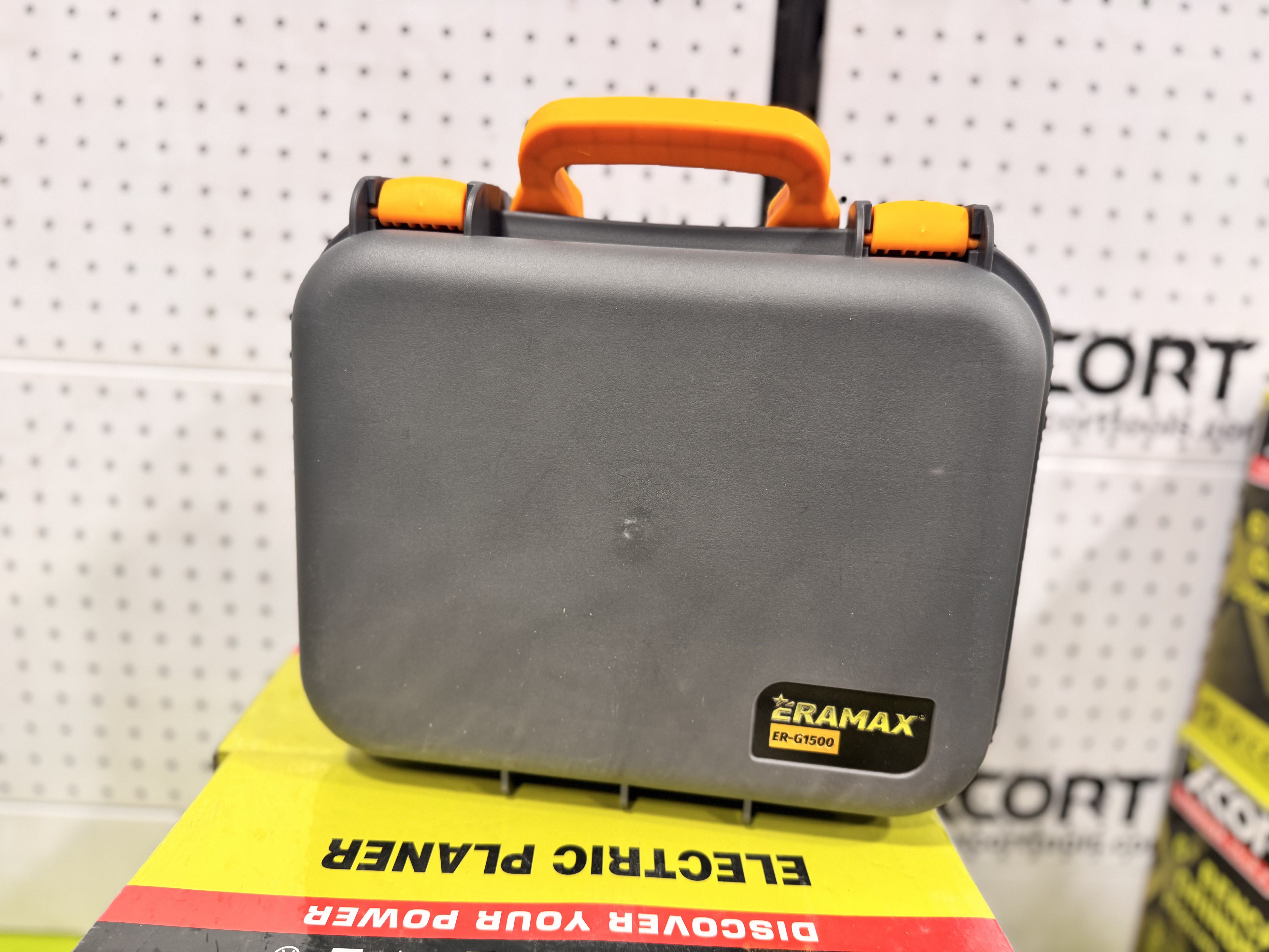 ERAMAX ER-G1500 — Гайкаверт в Оше, УСТА24