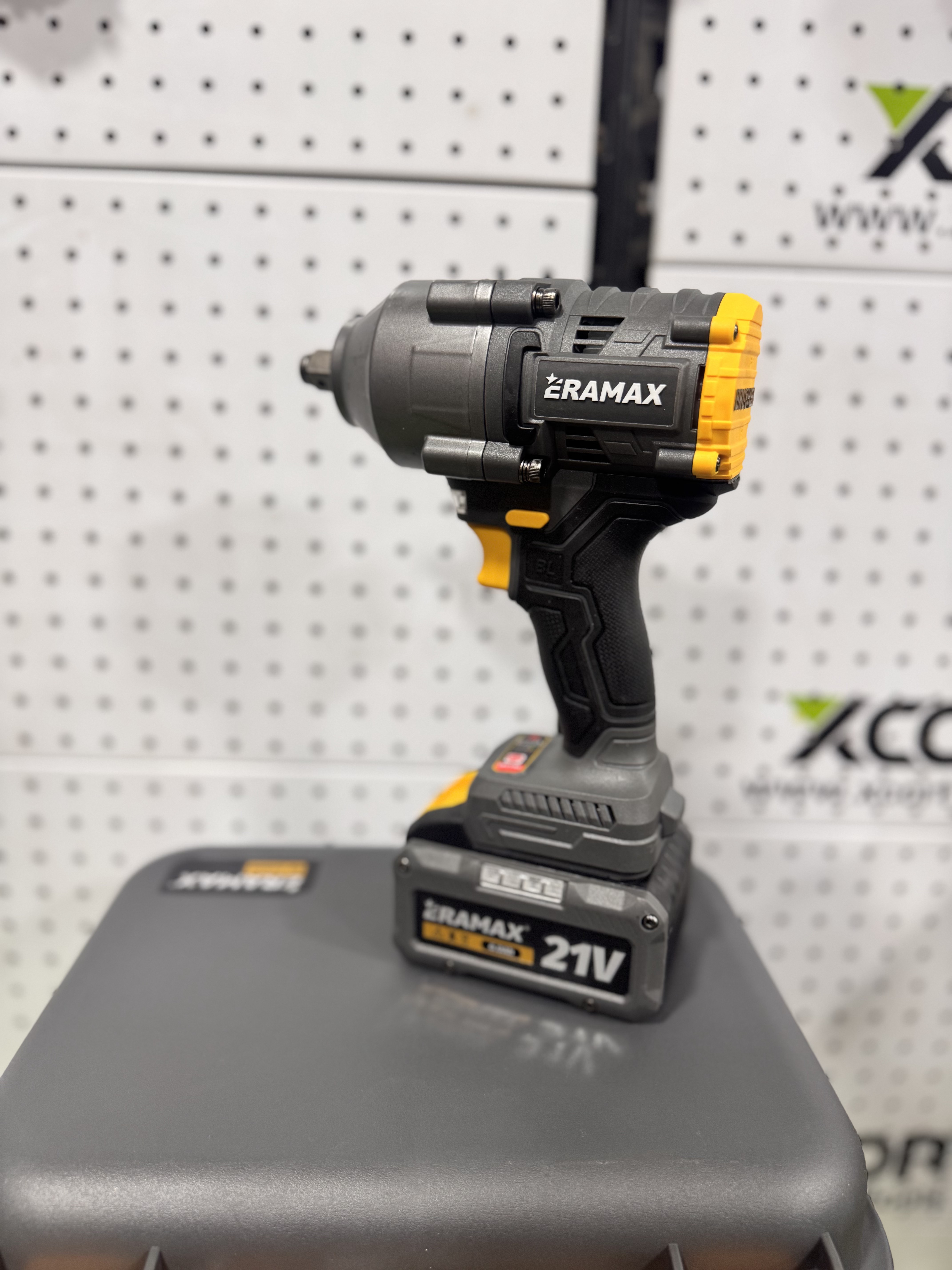 ERAMAX ER-G1000 — Гайкаверт в Оше, УСТА24