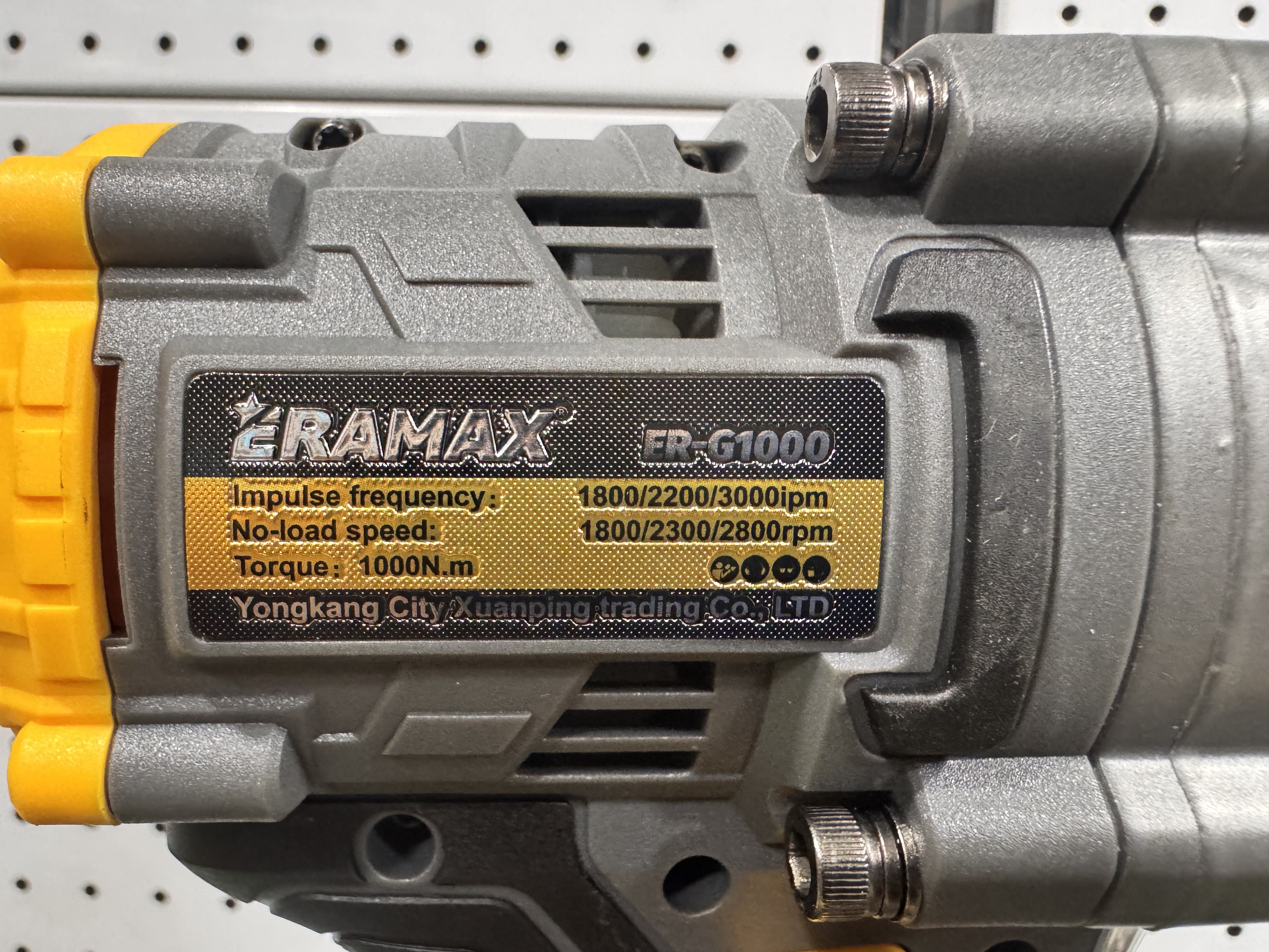 ERAMAX ER-G1000 — Гайкаверт в Оше, УСТА24