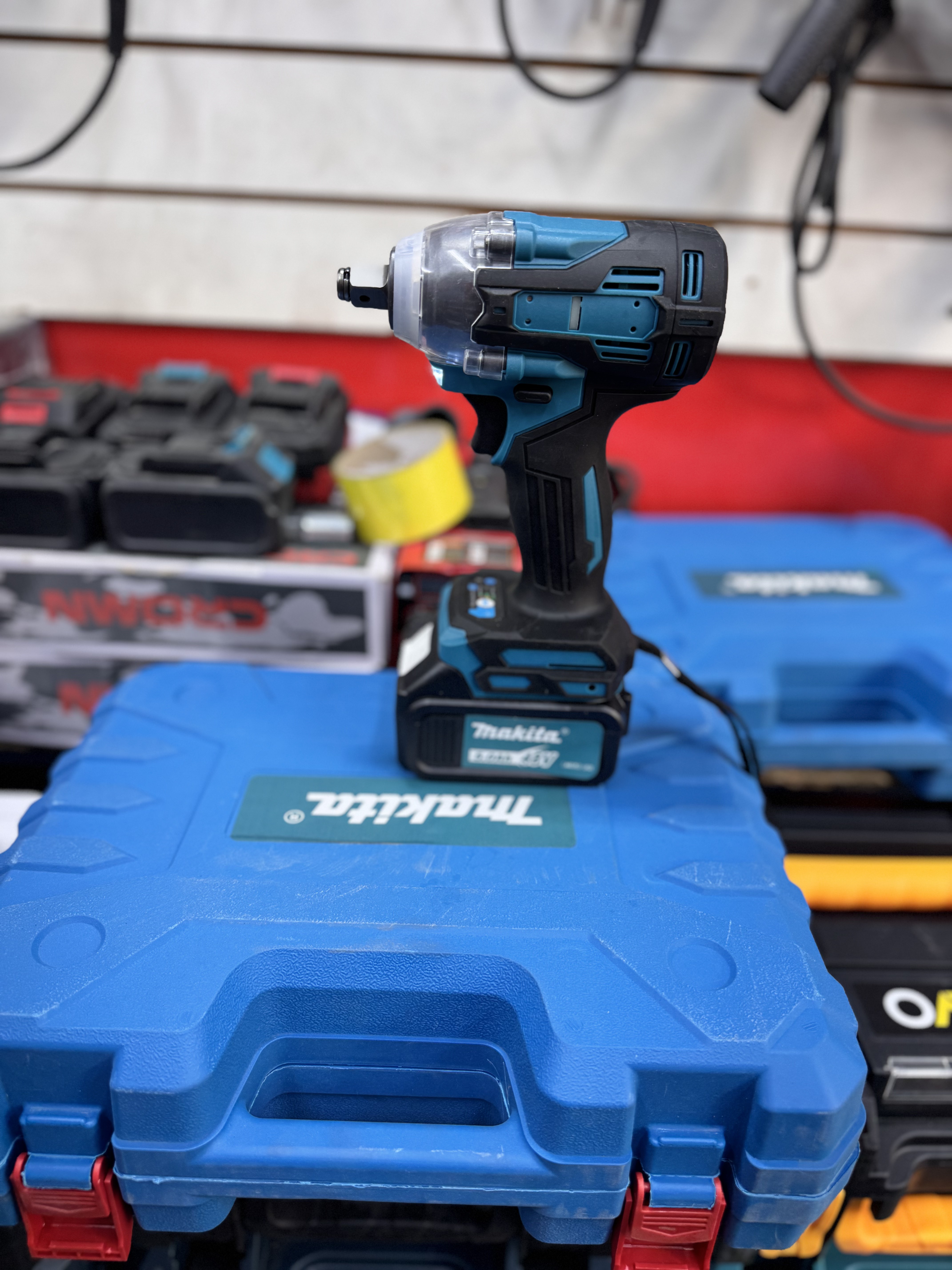 MAKITA z128 — Гайкаверт в Оше, УСТА24