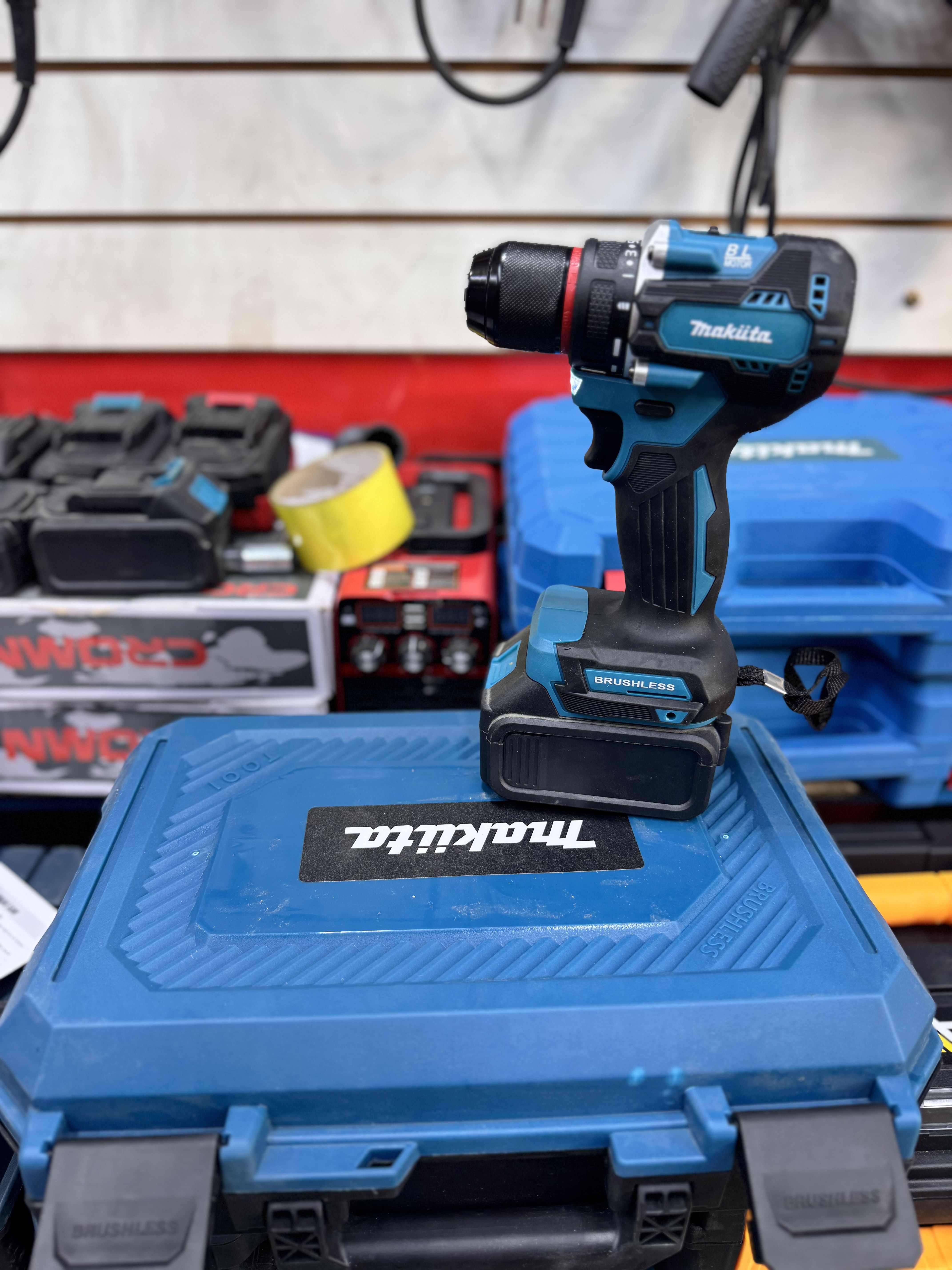 Makita z12 — Шурупаверт в Оше, УСТА24
