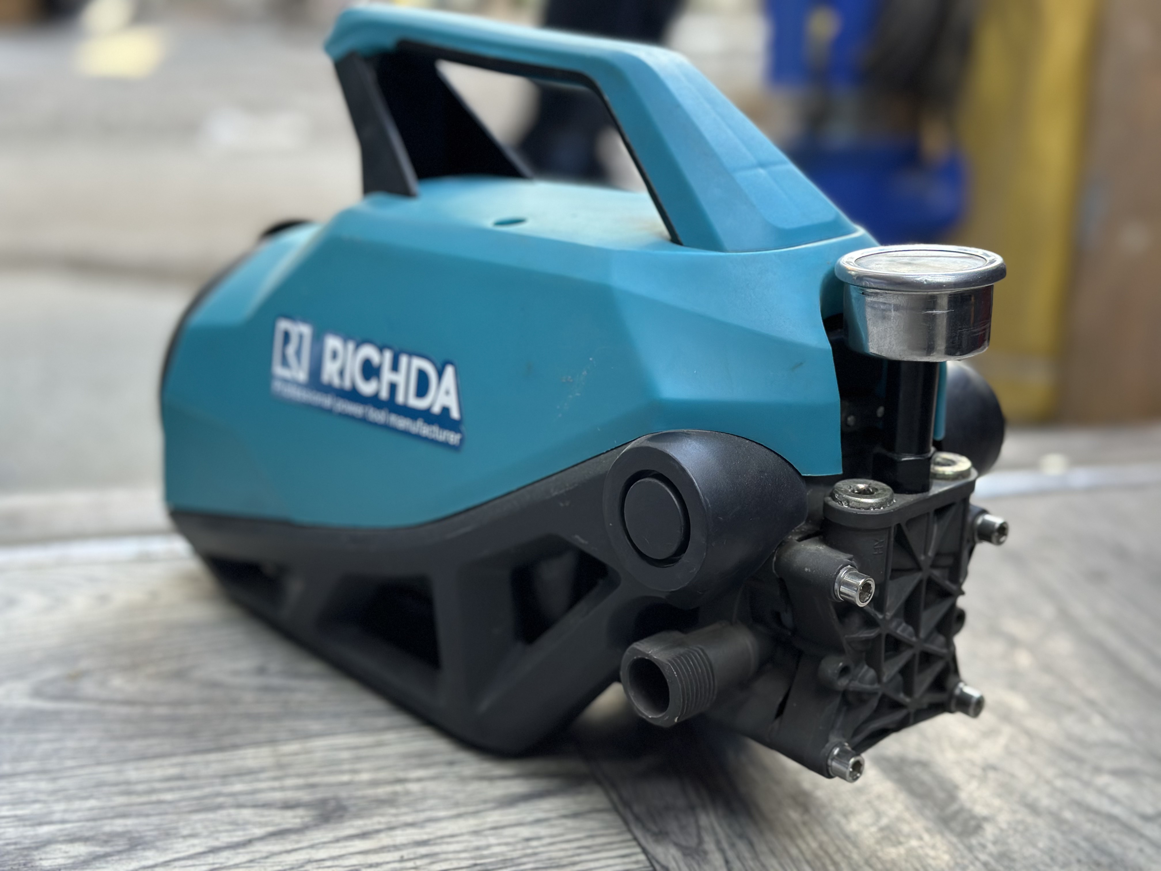 RICHDA — Мойка в Оше, УСТА24