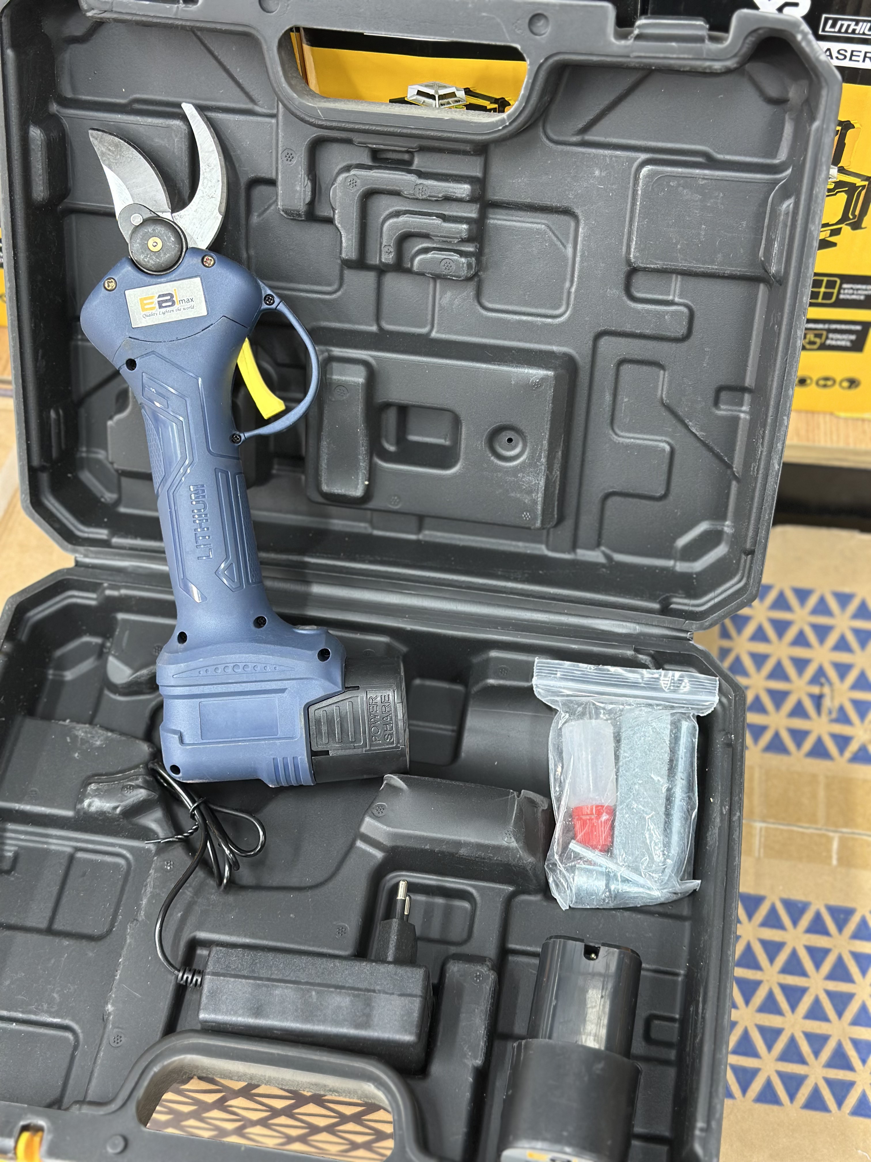 EBi max EM-21S — Акумляторный инструменты в Оше, УСТА24