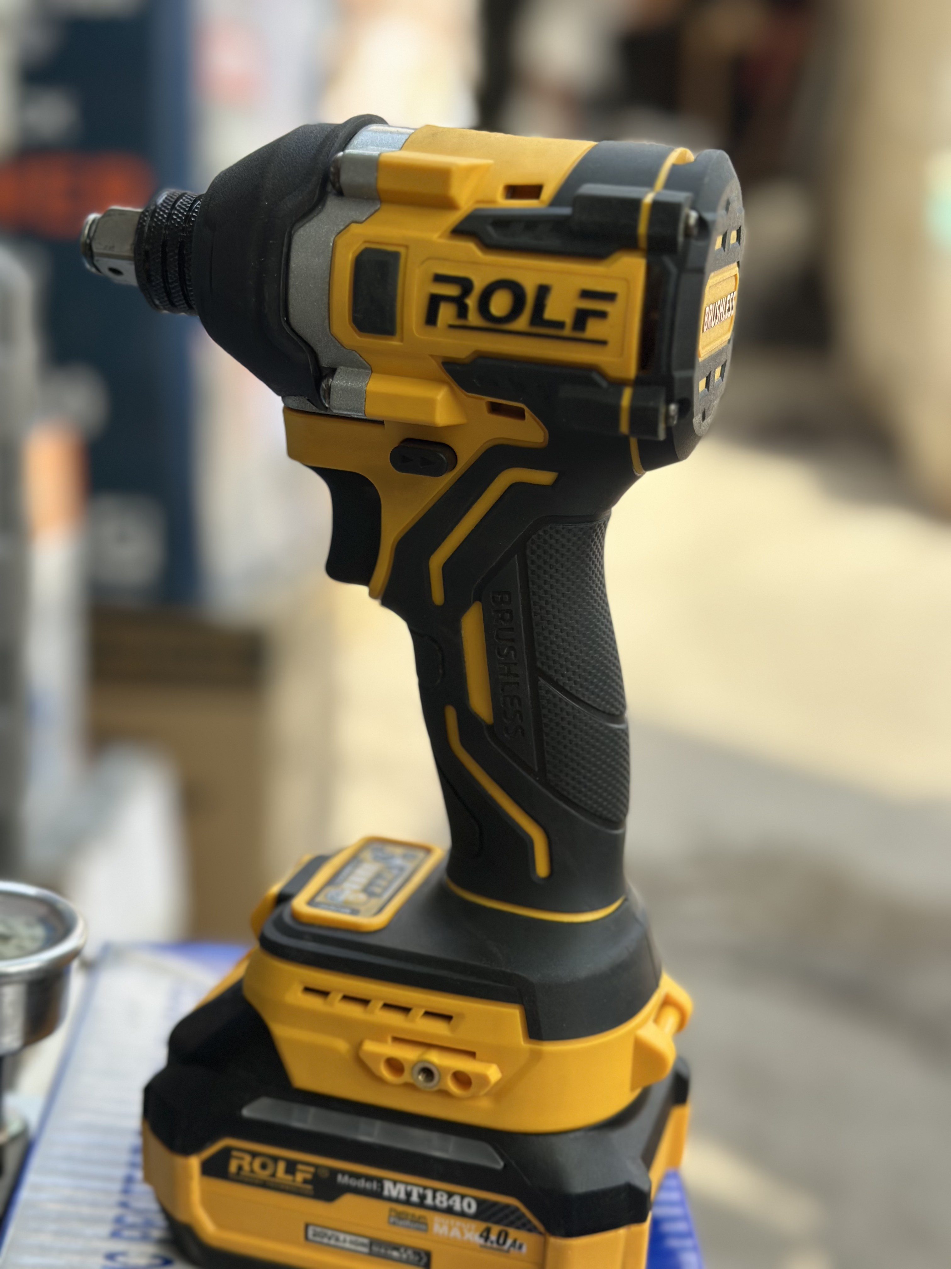 ROLF MT1840 — Акумляторный инструменты в Оше, УСТА24