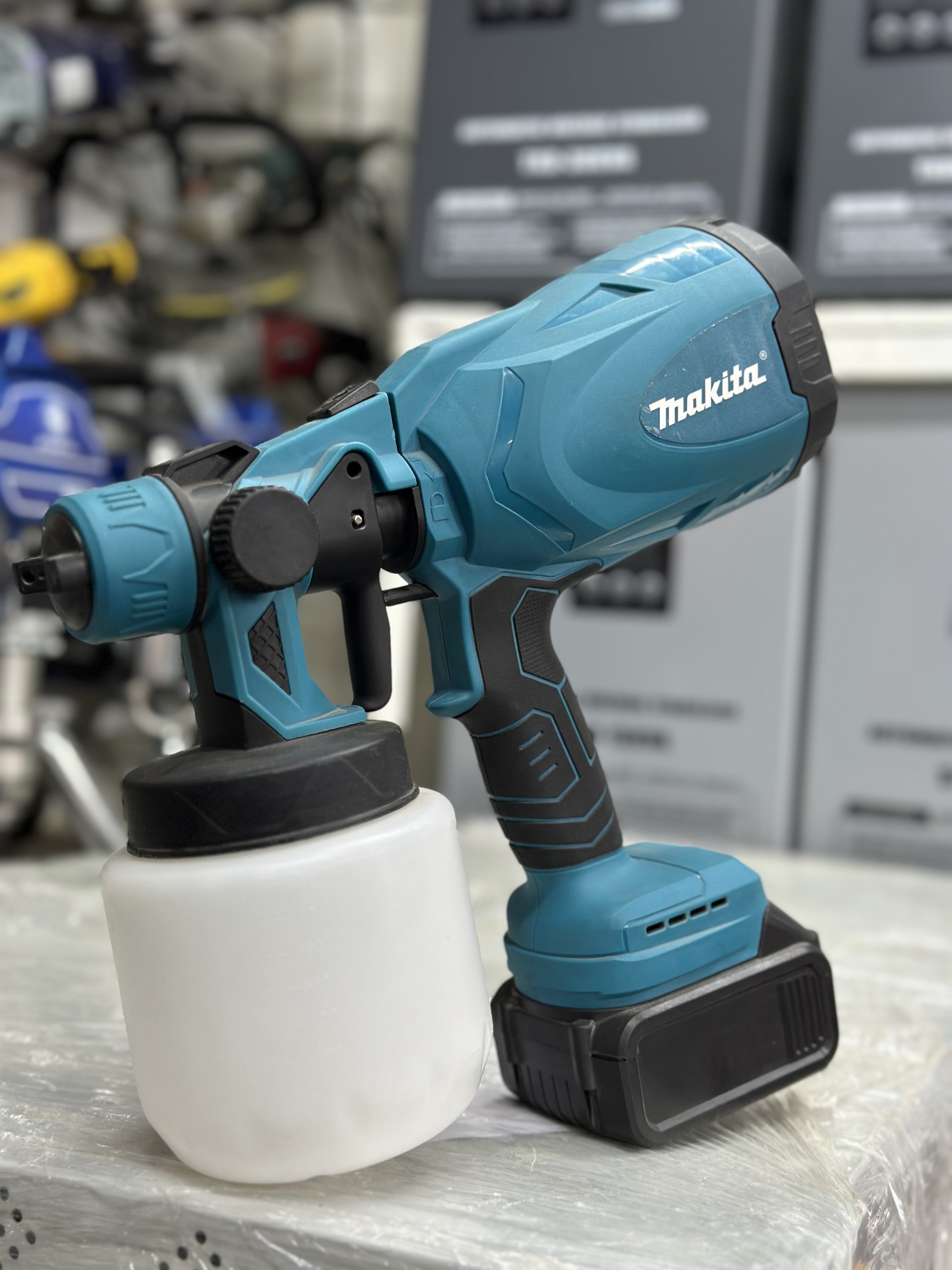 MAKITA- — Акумляторный инструменты в Оше, УСТА24