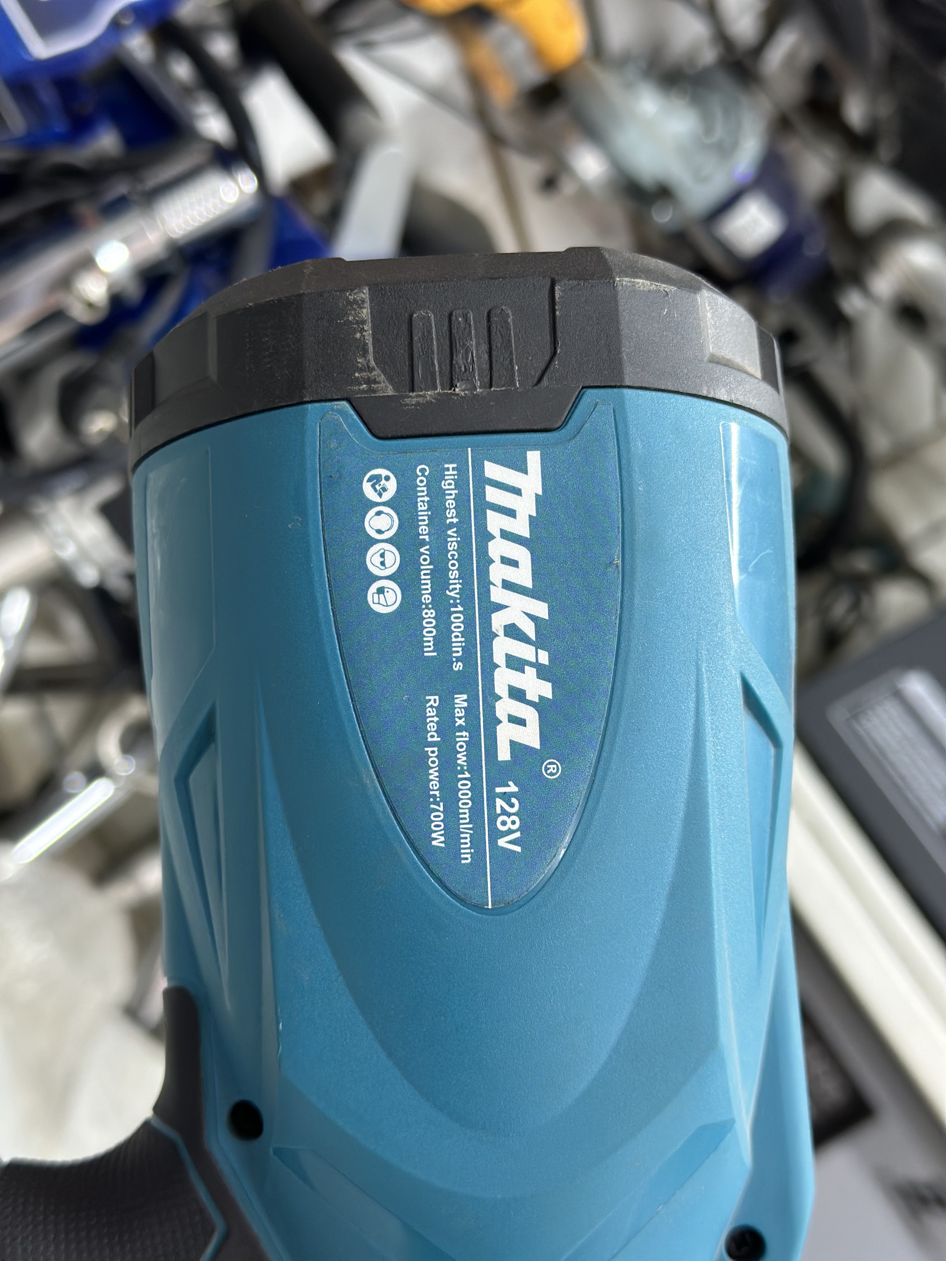 MAKITA- — Акумляторный инструменты в Оше, УСТА24